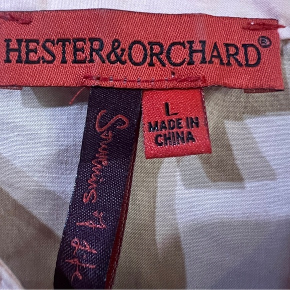 Hester & Orchard women's embroidered button-down top. - Picture 4 of 5